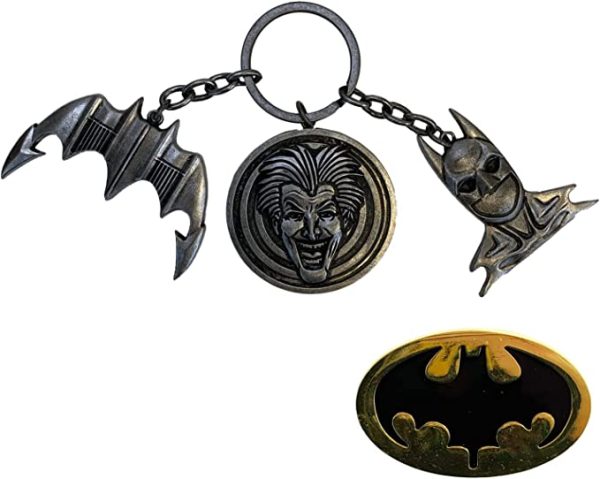 Factory Entertainment Batman 1989 Collector Home System Keychain and Pin Set